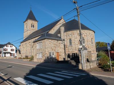 Kirche in Born - Amel (B)